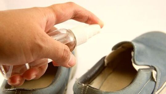 Shoe treatments to prevent fungus