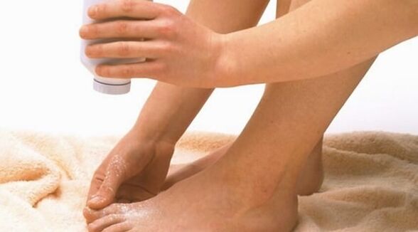 Toenail fungus treatment